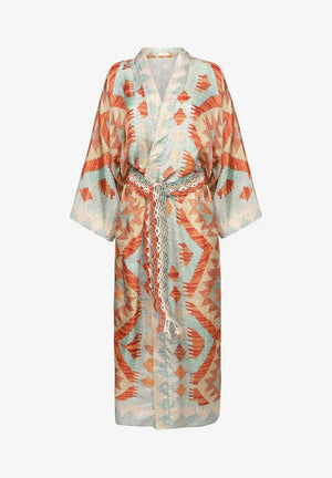 Tipana Kimono
