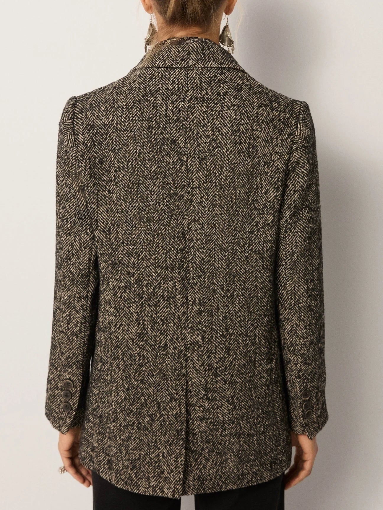 Dora Blazer
